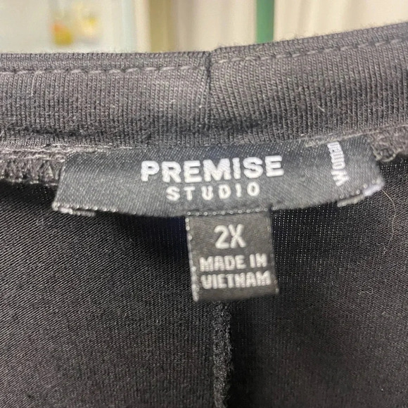 The Premise Studio black tunic size 2X - Picture 4 of 5